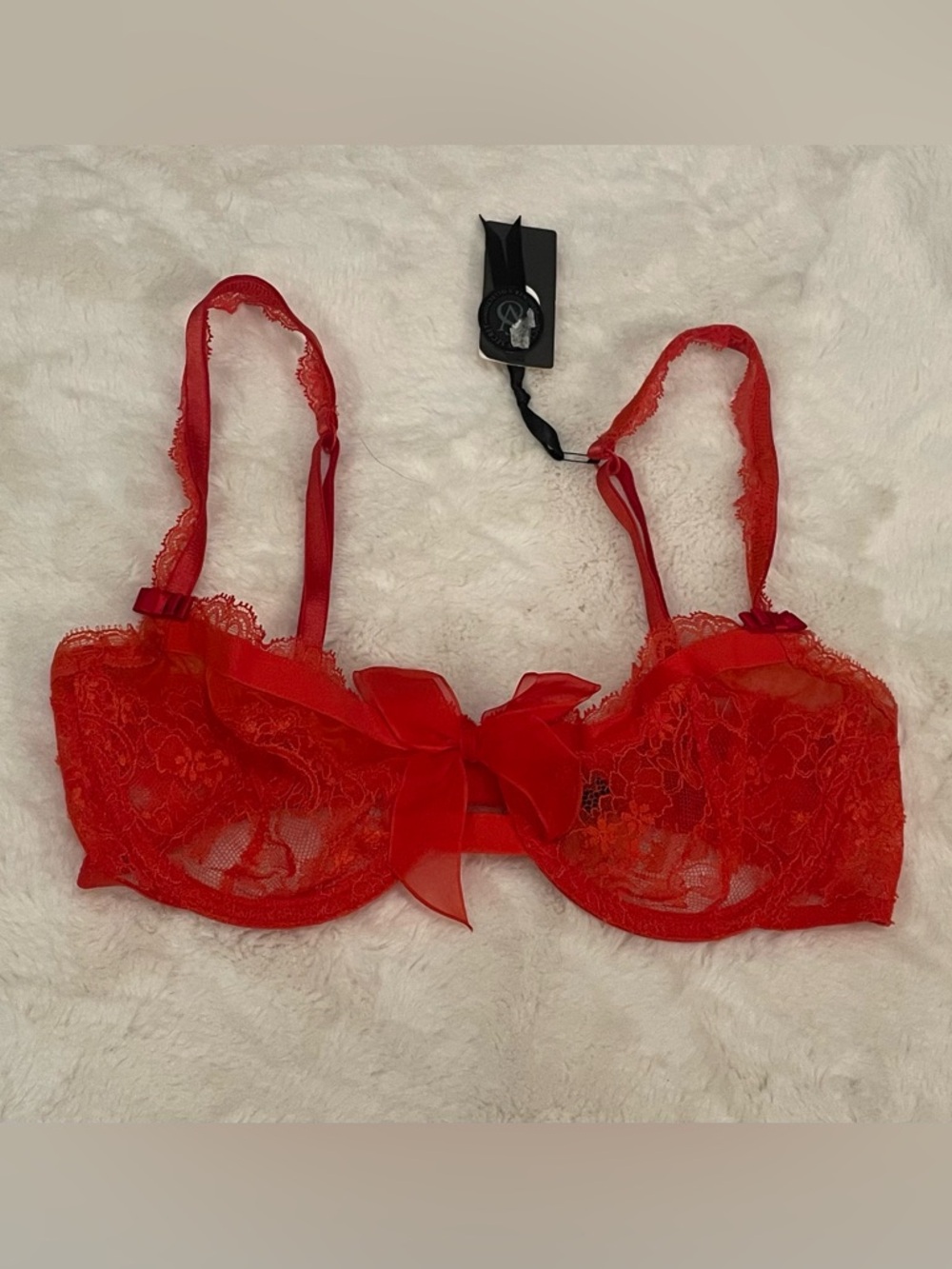 Victoria’s Secret red lace bow designer collection bra